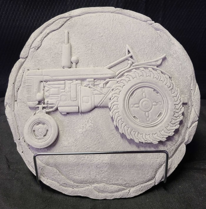 Tractor Lg Stone