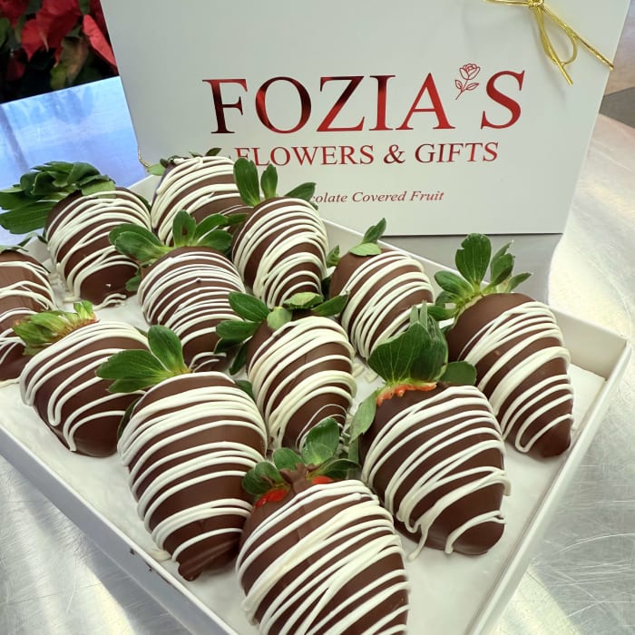 Elegant Drizzle Berries