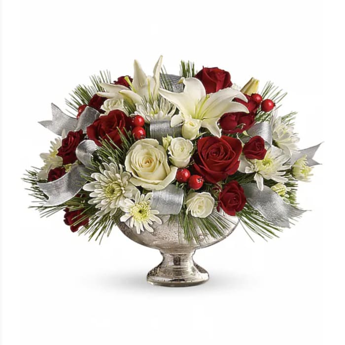 Season's Finest Centerpiece