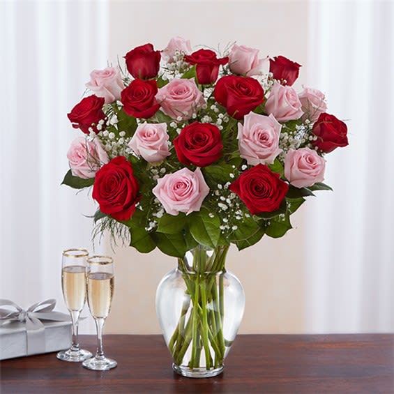 Ultimate Elegance ™ Long Stem Pink & Red Roses