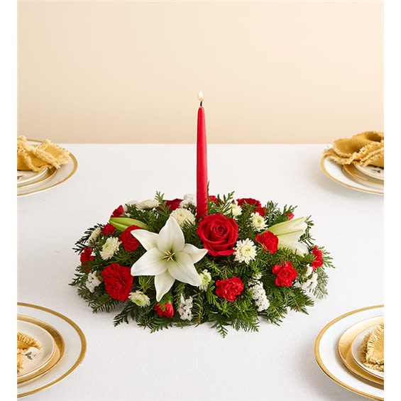 Traditional Christmas Centerpiece