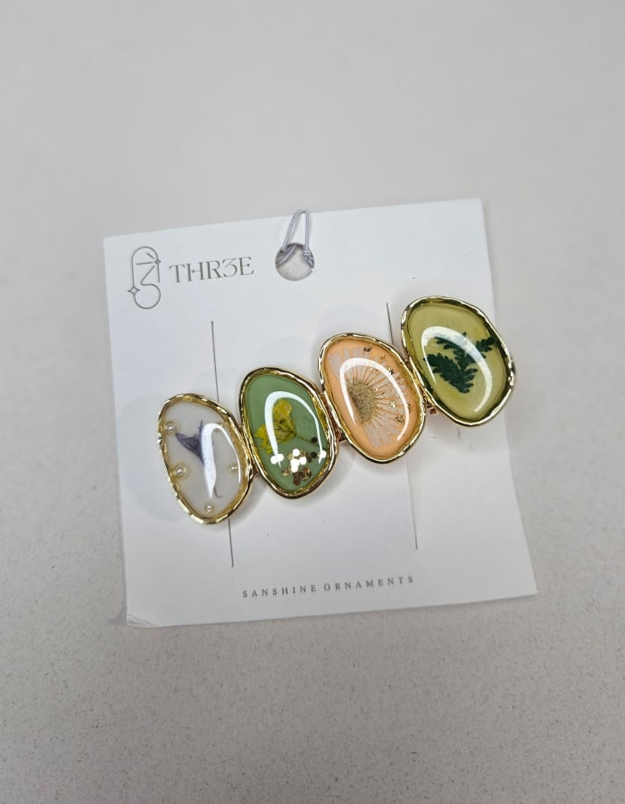 Pressed flower Hair Clip