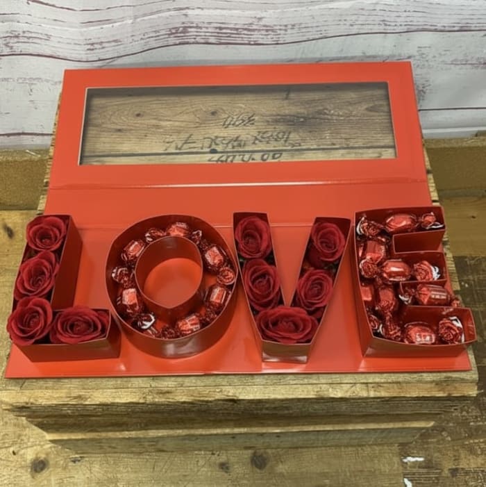 Love Gift Box With Red Roses and Chocolates
