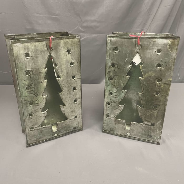 Metal Christmas Tree Luminary