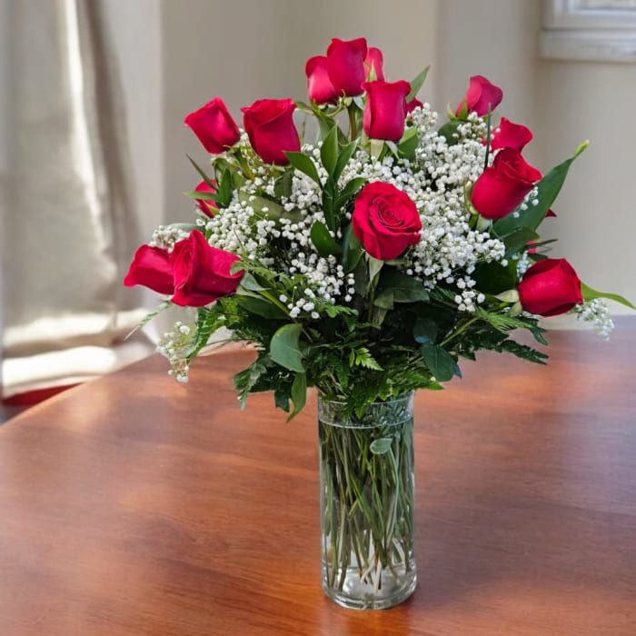 Two Dozen Classic Rose Vase