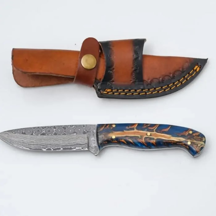 Handmade Damascus Steel Knife with Blue Pine Cone Handle & Leather Sheath