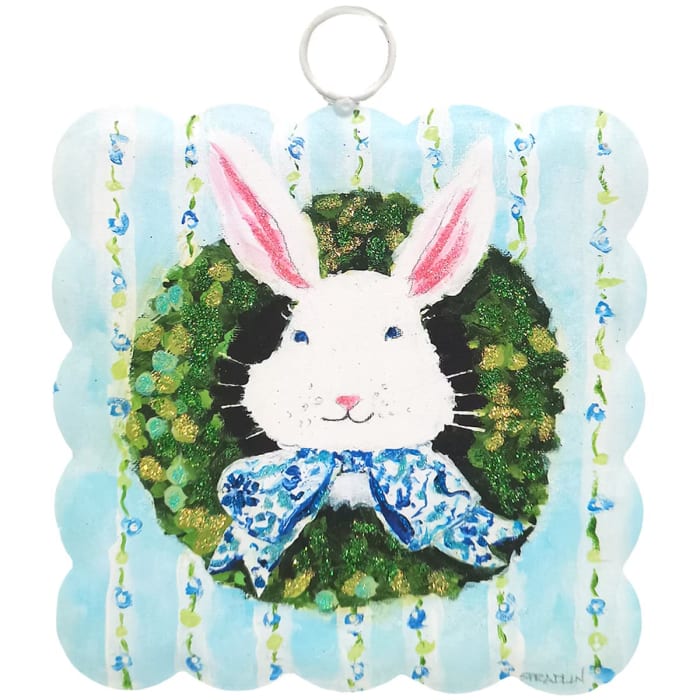 Mini Scallop Gallery Bunny In Boxwood Wreath