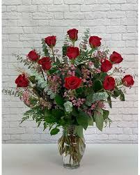 One Dozen 12  Red Roses