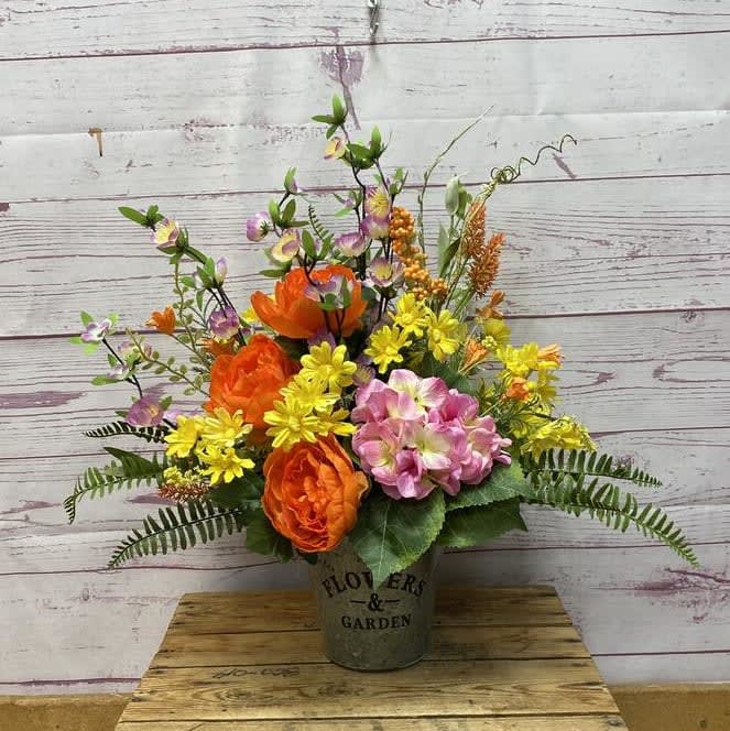 Flower & Garden Silk (Artificial) Arrangement