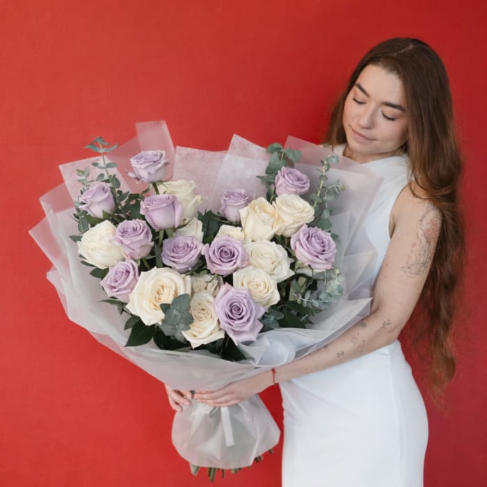 LAVENDER & WHITE ROSE BOUQUET