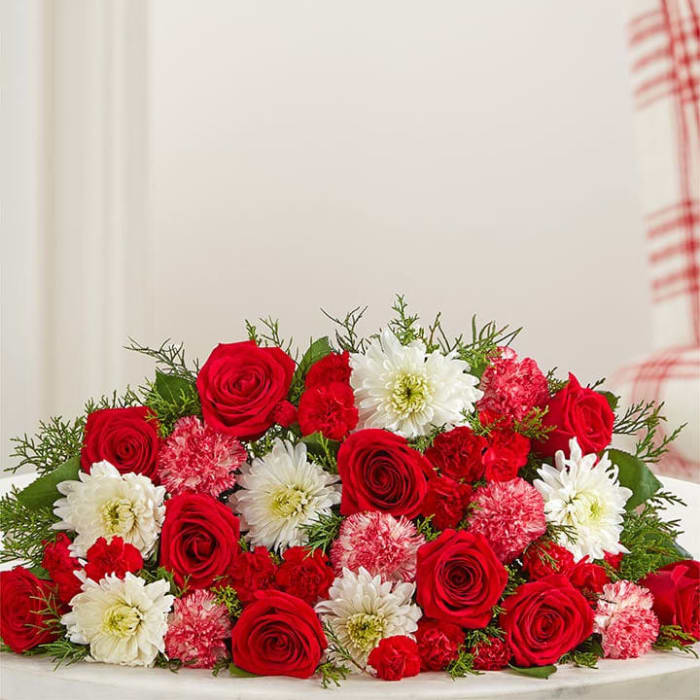 FESTIVE HOLIDAY WRAPPED BOUQUET