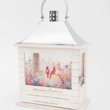 Cardinal Wooden Slat Lantern