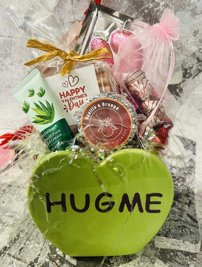 Sweetheart Surprise Box