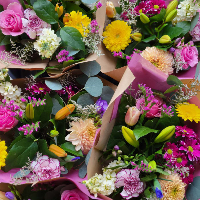 Women’s Day Bouquet Bundle