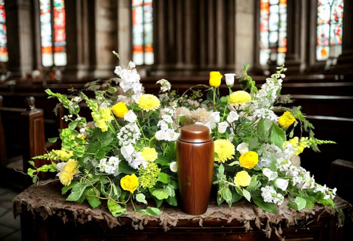 Radiant Remembrance Urn Piece