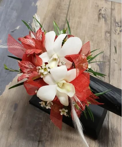 WHITE DENDRO & RED ALSTRO W/ FEATHERS