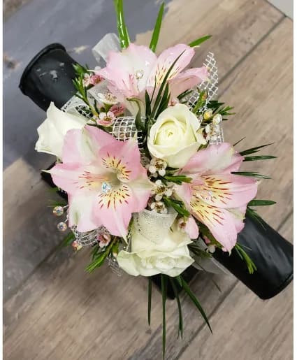 WHITE ROSE & PINK ALSTROEMERIA
