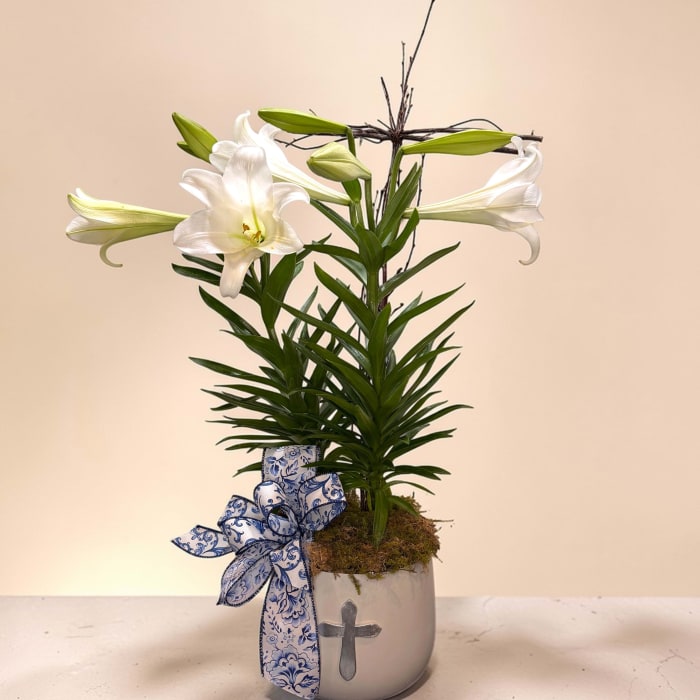 Easter Lily in Ceramic