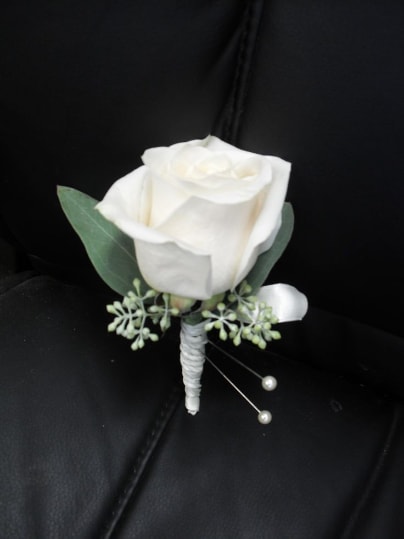 Single standard Rose Boutinner