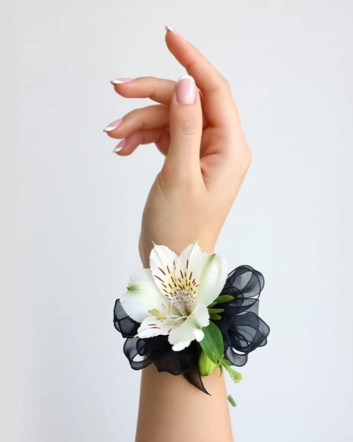 White & Black Wrist Corsage