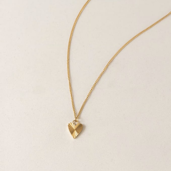 Fluted Heart Necklace - Gold