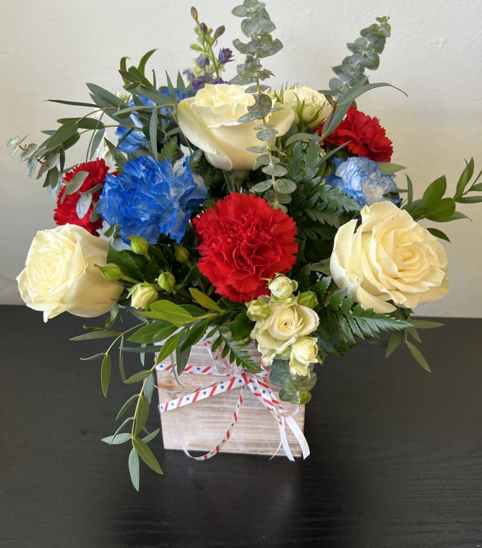 Stars & Stripes Bloom Box