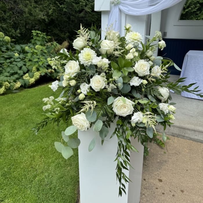 Custom Wedding Ceremony Pedestal Arrangement