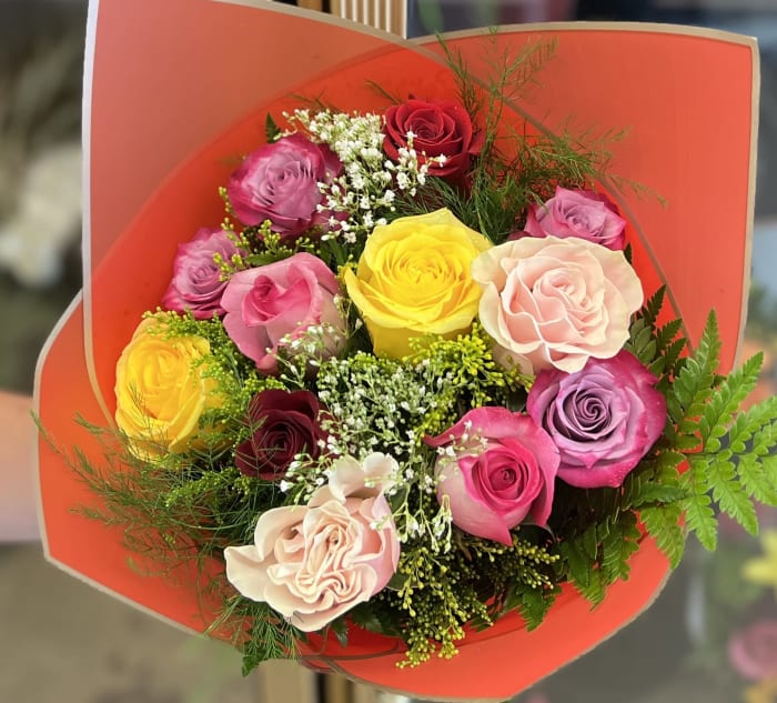 12 Colorful Roses