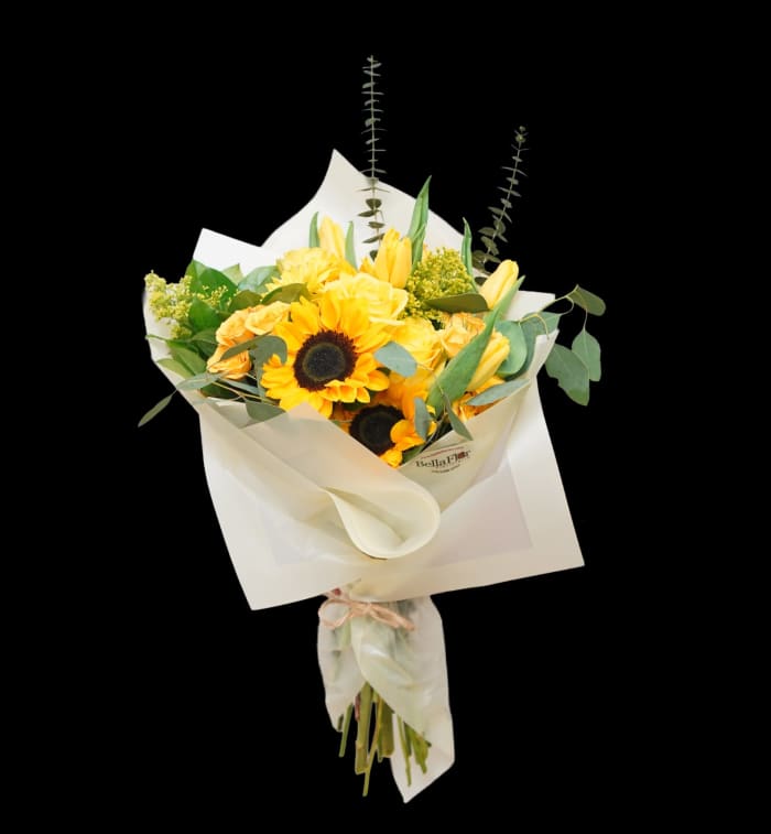AM-18 Bouquet diferentes flores amarillas