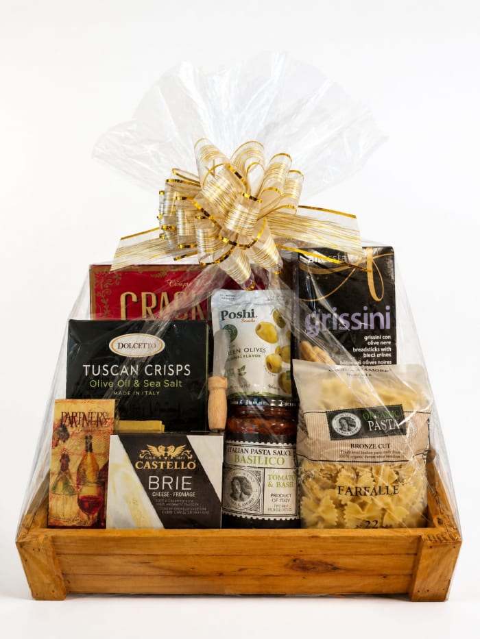 Artisan Pantry Gourmet Gift Basket
