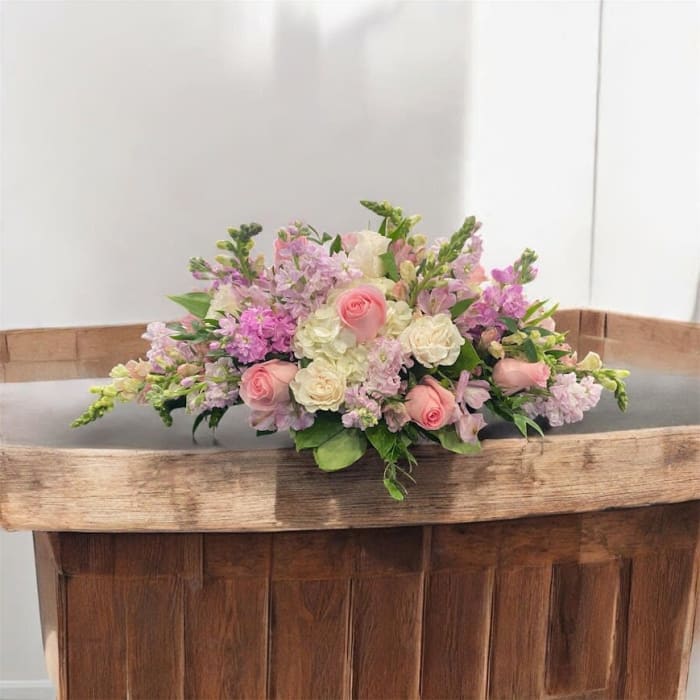 Long & Low Centerpiece