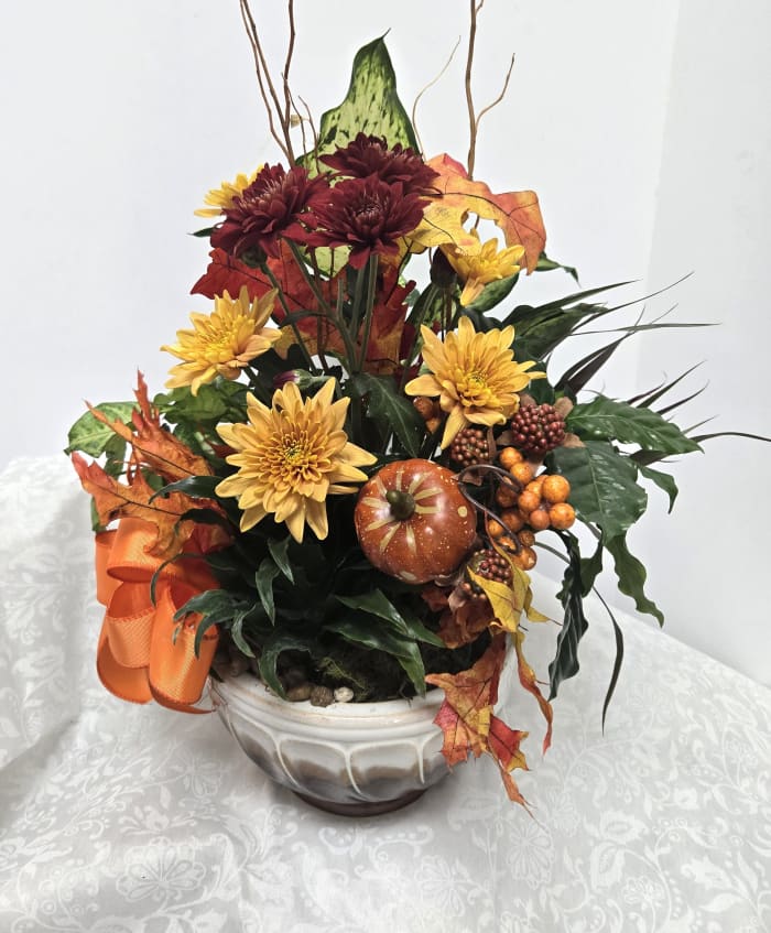 Fall Decorated Dish Garden
