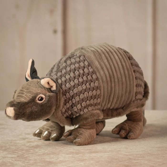 GAP4242 - Plush Armadillo
