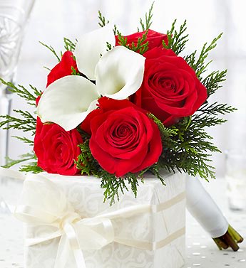 Holiday Petite Bouquet Flower Bouquet