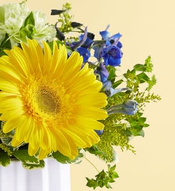 Coastal Garden™
 Flower Bouquet