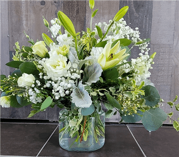 ALLURING ELEGANCE BY FLORISTA Flower Bouquet