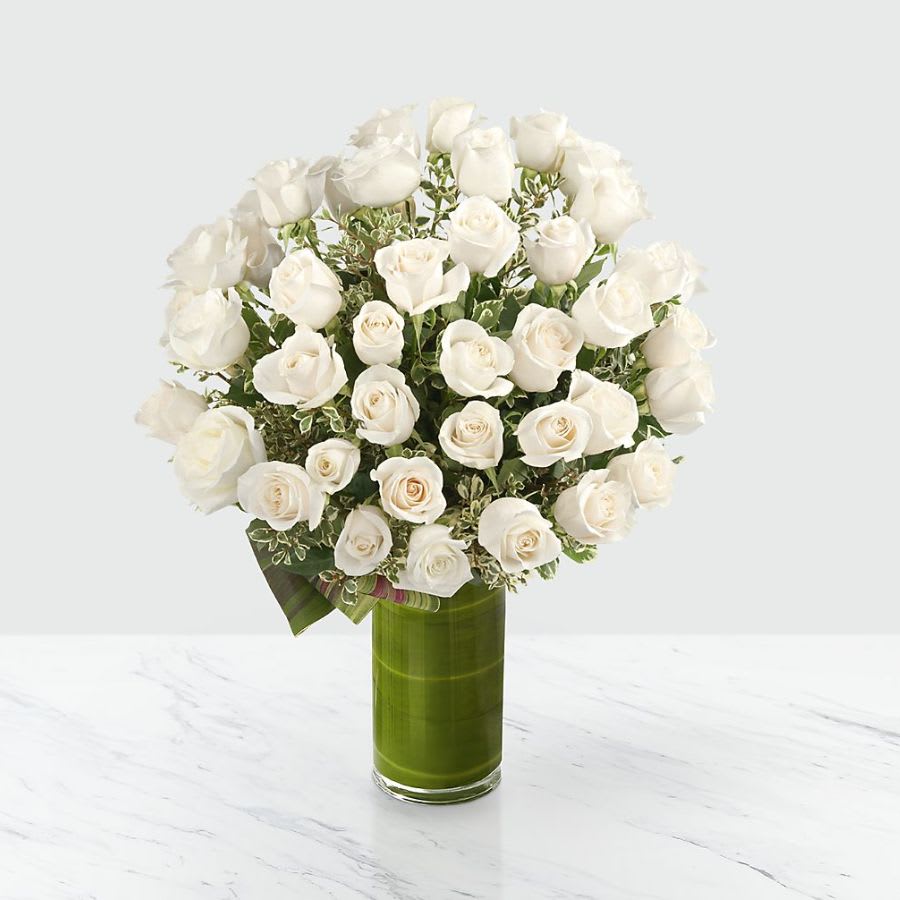 Clarity Luxury Rose Bouquet - 24-inch Premium Long-Stemmed Roses