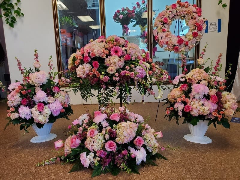 Going Home  Designers Choice Premium Sympathy Package