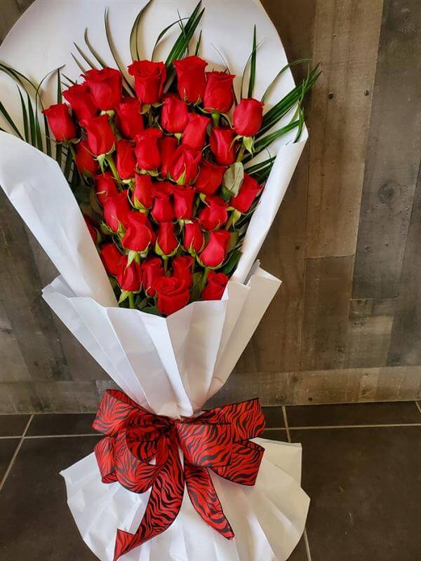 Graceful Love  Wrapped Bqt Flower Bouquet