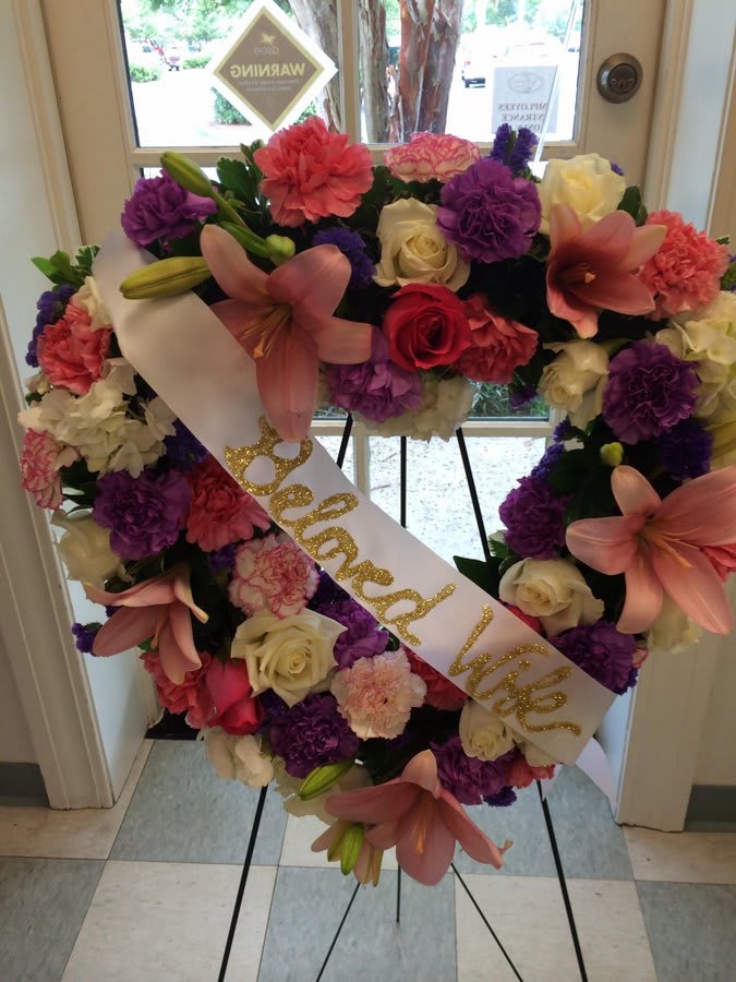 Pinks & Purples Heart Spray