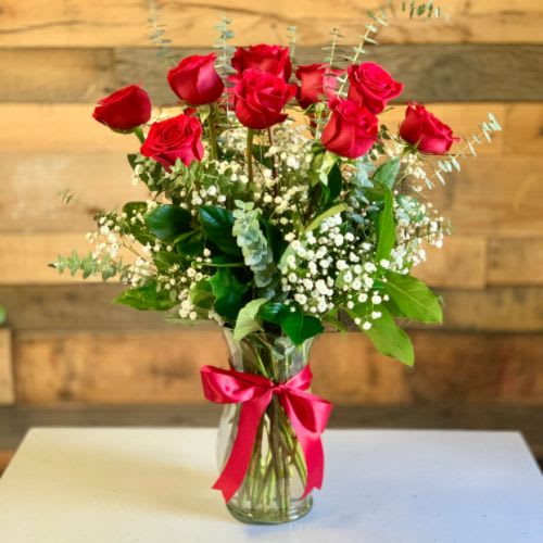 Classic Roses by Fanny's Flowers