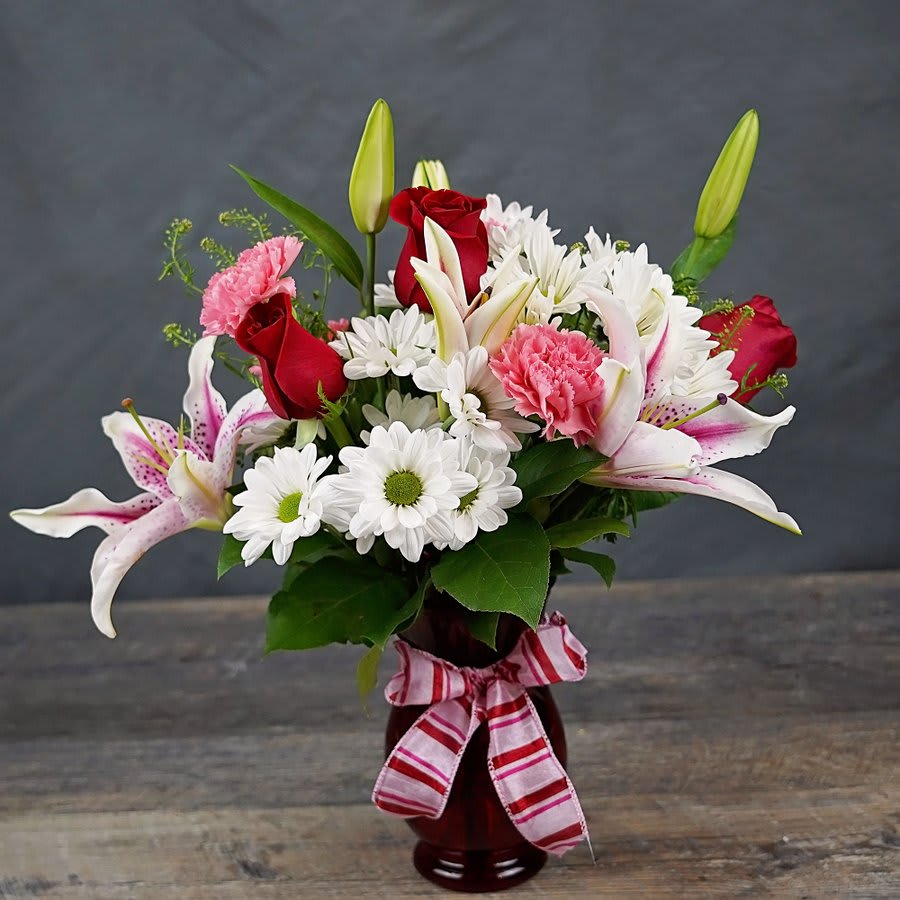 Daisy Love by Rathbone's Flowers Flower Bouquet