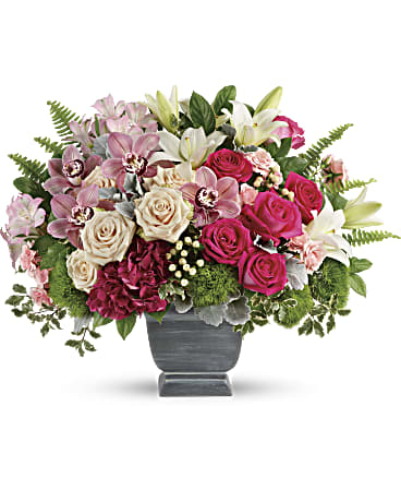Teleflora's Grand Beauty Bouquet Flower Bouquet