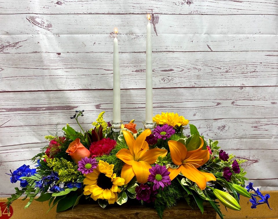 Seasonal Showstopper Centerpiece Flower Bouquet