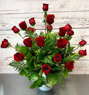 Traditional Red Rose Arrangement Flower Bouquet