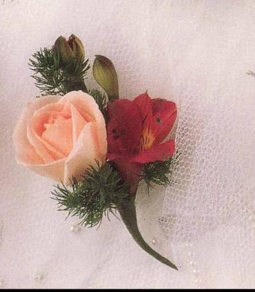 Boutonniere - CB8