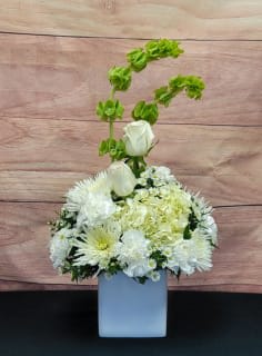 AF-2 Arreglo de rosas, spiders. claveles y hortensias