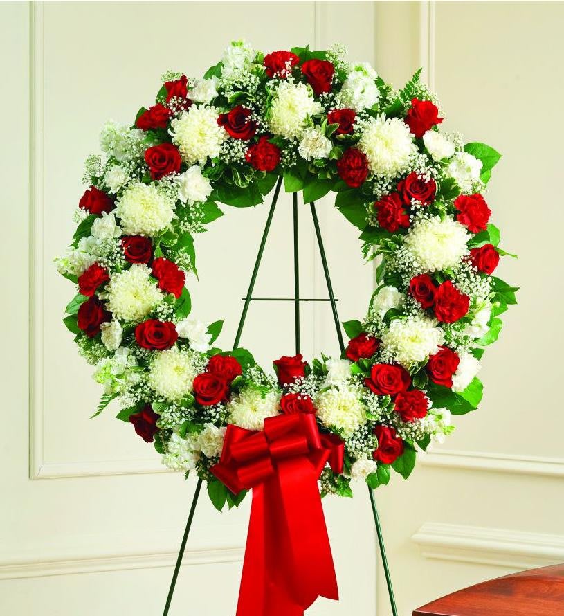 Red & White Wreath