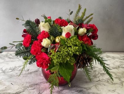 Holiday Cheer Flower Bouquet