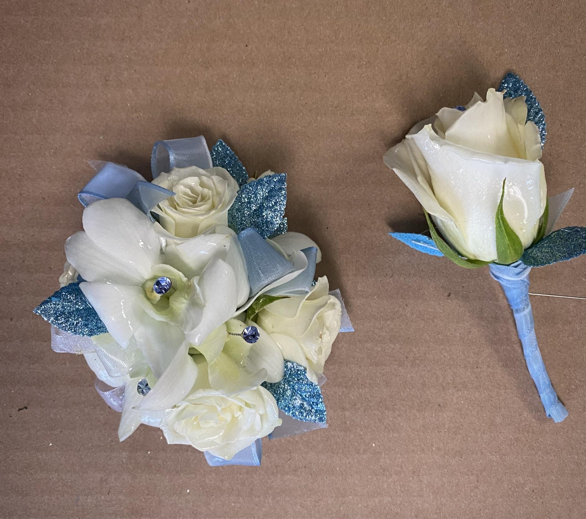 Banner Flower House Corsages &amp;amp;amp;amp; Boutonnieres